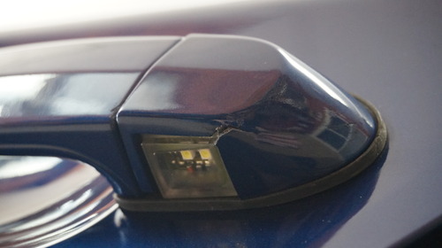 BMWドアノブ破損191130.JPG
